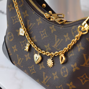 €75 – Chain-Link Handbag Charm